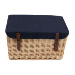 Trekk Wicker Basket With Picnic Table