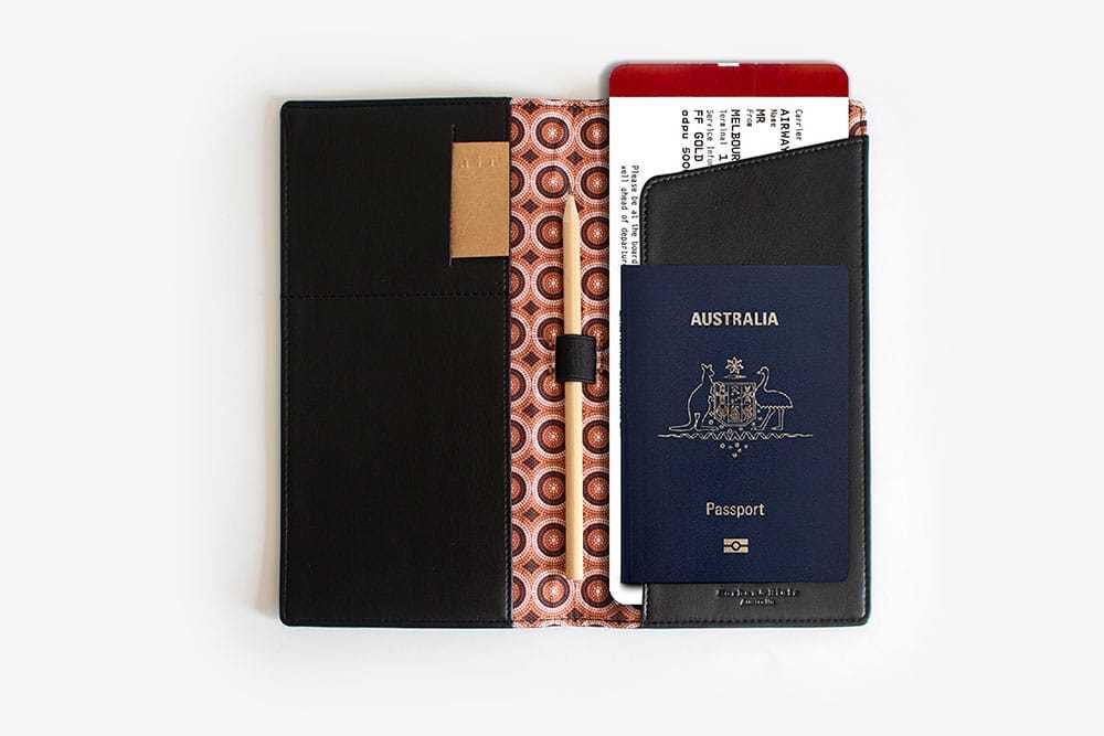 Thomas Avery ‘Baagay’ Travel Wallet