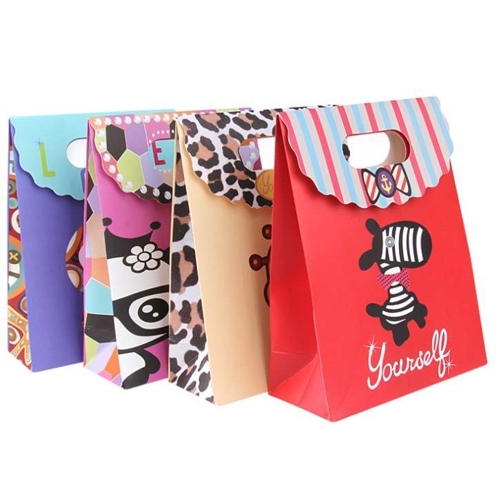 Die Cut Handle Bag With Flap